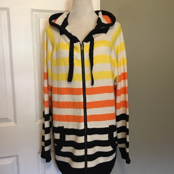 Torrid Black and Yellow Striped Sweater Hoodie 3 NWOT - Picture 1 of 8
